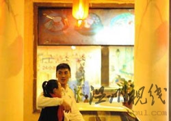 張博經(jīng)紀(jì)公司回應(yīng)牽手門：兩人是朋友吃飯很正常