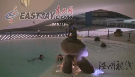 工作人員深夜侵犯美人魚遭全球直播