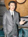 謝霆鋒續(xù)約 3億元天價續(xù)約英皇 謝霆鋒8年能賺3億元