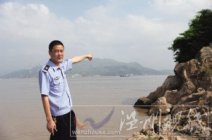 16花季少女躲進甌江岸邊巖石縫里欲輕生龍灣瑤溪警
