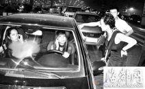 張咪詐騙案 女子水晶樂坊的經(jīng)紀(jì)人王飛躍曝光張咪詐