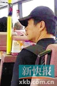 周潤發(fā)9億身家出門搭巴士 全車人表現(xiàn)很驚訝
