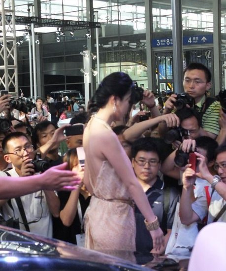 干露露2號亮相深港澳車展