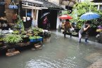 溫州暴雨導(dǎo)致溫州老城區(qū)齋堂巷積水嚴(yán)重