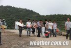 臺風?？磳砼R 象山崇攙港千艘漁船近港避風