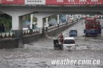 19日晨牡丹江有明顯降雨造成城市內澇