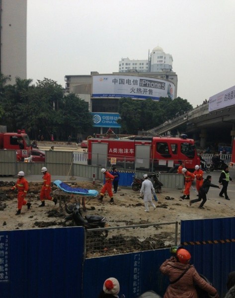 南寧地鐵塌方報道有誤，發(fā)生塌方事故的是南寧市政污水管線工地