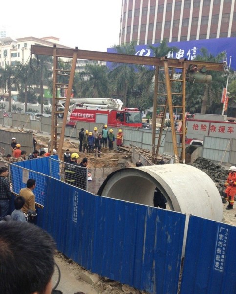 南寧地鐵塌方報道有誤，發(fā)生塌方事故的是南寧市政污水管線工地