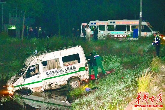 常德西湖區(qū)車禍現(xiàn)場