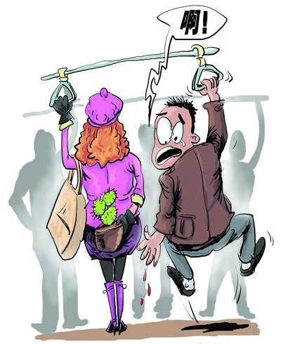 女子公交車上被騷擾 色狼被踢兩腳后嚇跑