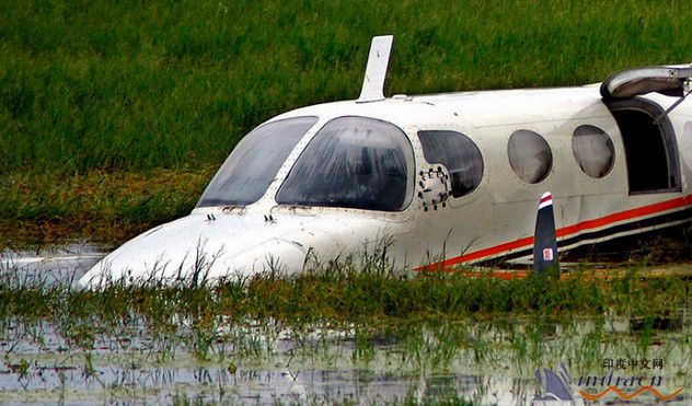 老撾客機失事