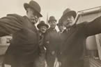 105年前紳士自拍照秒殺各種萌照 1909自拍照廣角鏡頭