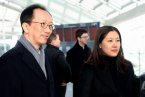 伏明霞與大26歲老公香港購物