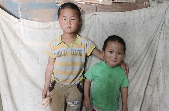 蘇州拾荒夫妻生十個兒女