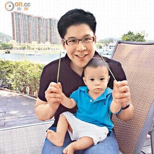 郭晶晶霍啟剛帶兒子過父親節