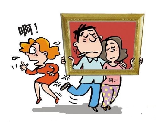 廣東男子利用舊結(jié)婚證不能聯(lián)網(wǎng)查詢?nèi)?妻