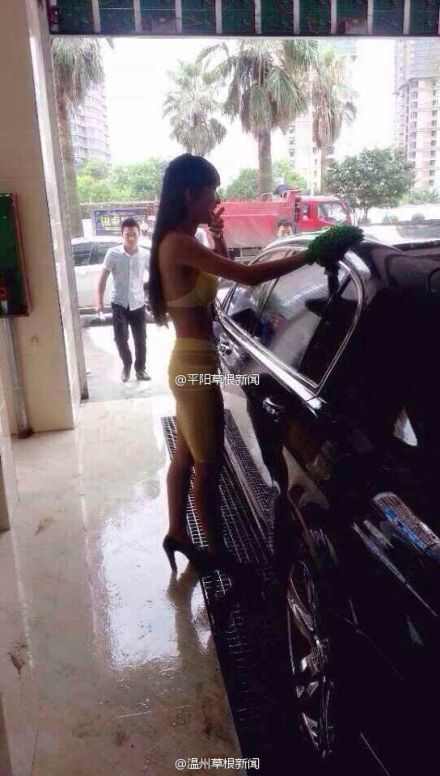 平陽洗車店開業請比基尼美女洗車