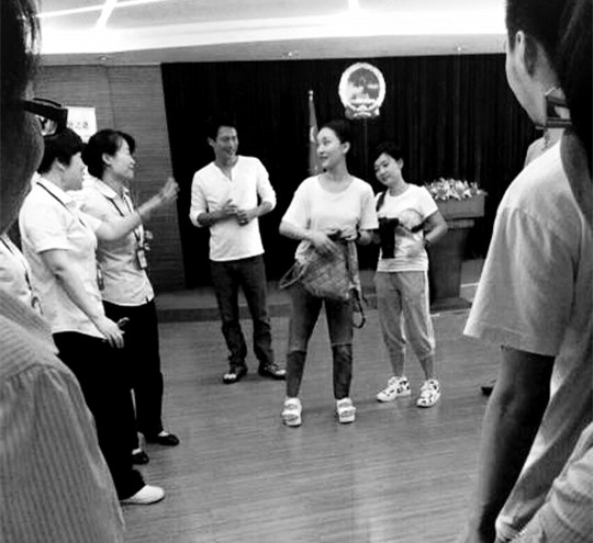 周迅杭州領(lǐng)證