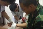 皇倉中學軍訓教官打人 看不慣教官和女生開玩笑鬧矛
