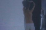 美女鬧市裸浴 青島鬧市現3d版裸浴