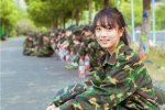 浙大軍訓(xùn)女神JOYIN清純照曝光 妹子是來自浙江臺(tái)州的