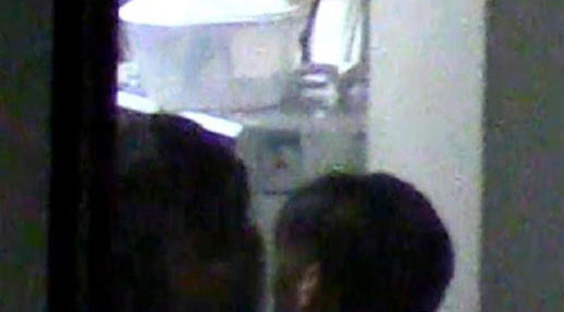 鋒菲公寓親吻畫(huà)面