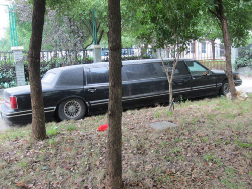 寧波加長林肯車廢棄