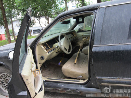 寧波加長林肯車廢棄