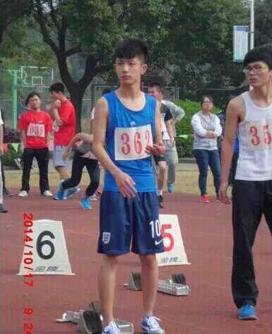 初中生撞臉柯震東