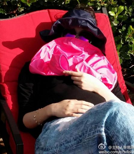 李思思曬大肚照