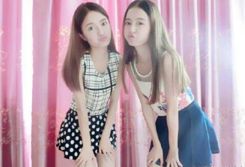 四川雙胞胎姐妹花何鍶怡何鍶棋