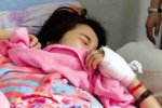 河南美女主播被撞傷 肇事司機當場逃逸