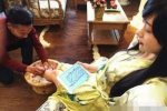 杭州花癡男每天給老婆洗腳 不買房不買車只買包 花