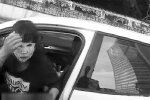 女司機敷面膜開車闖紅燈