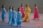 重慶大學運動會開幕式玩穿越