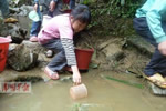 廣西干旱 都安縣保安鄉1個多月沒有下雨小學生要自