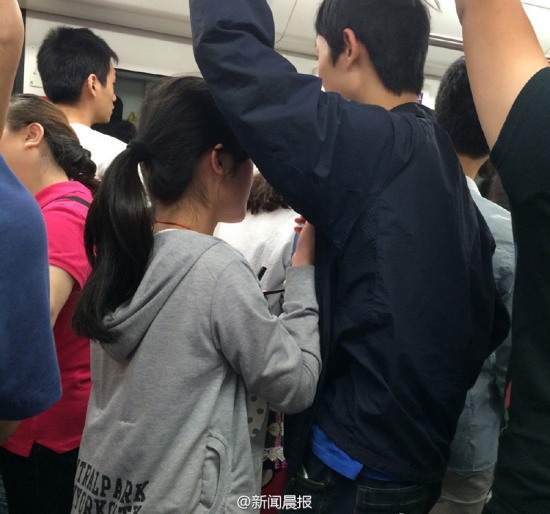 武漢地鐵丐幫女乞丐