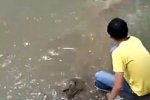 岳陽縣一男孩溺亡視頻