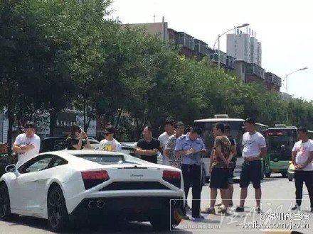 錦州蘭博基尼車禍