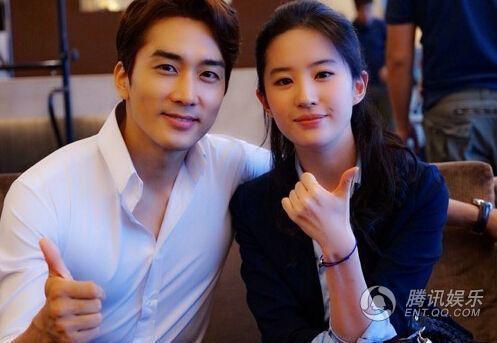 劉亦菲宋承憲戀愛