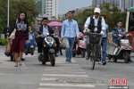 斑馬線不足一米 昆明有一處斑馬線寬度不足一米