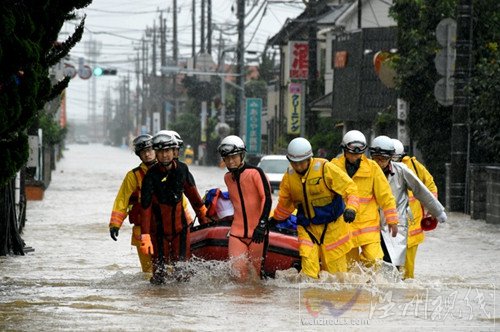 日本兩條大河決堤災(zāi)情嚴(yán)重
