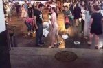 三山街地鐵站裸女 9月18日南京地鐵站口裸女吵架