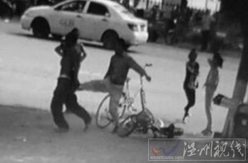 廊坊男子當街猥褻幼女