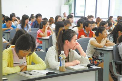 學(xué)院女生占87%