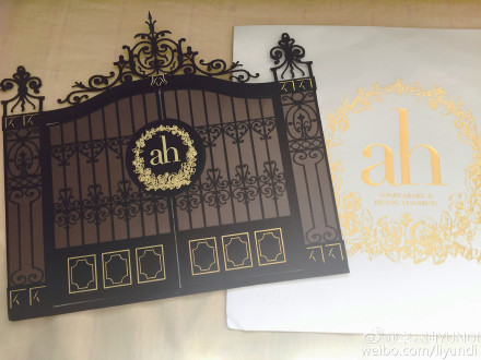 黃曉明baby婚禮請(qǐng)?zhí)? /><br />
黃曉明baby婚禮請(qǐng)?zhí)?/p>
<p style=