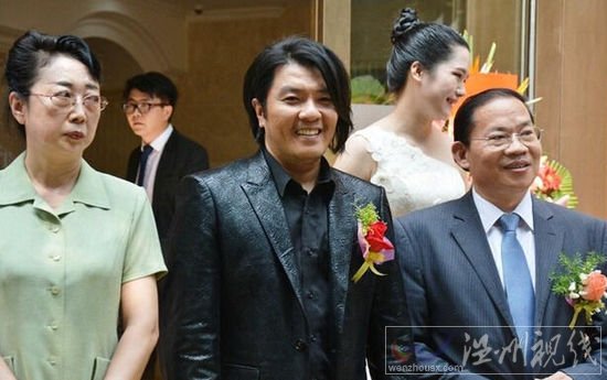 阿杜發(fā)福身材走樣