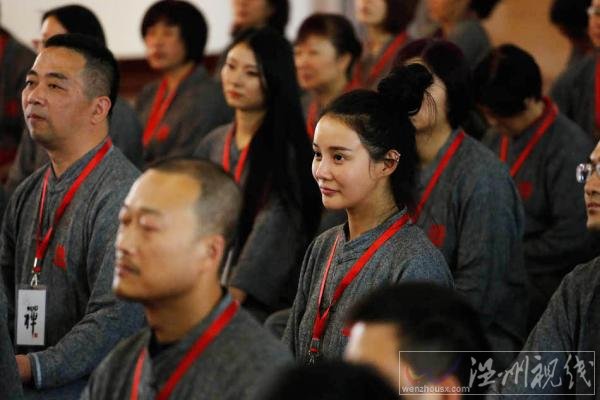 僧人生活體驗(yàn)營(yíng)