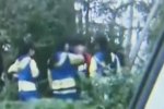 臨沂中學(xué)女生圍毆男生是因?yàn)槟猩蚺l(fā)嘔吐表情