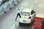 瑞安女司機撞協警被拘留